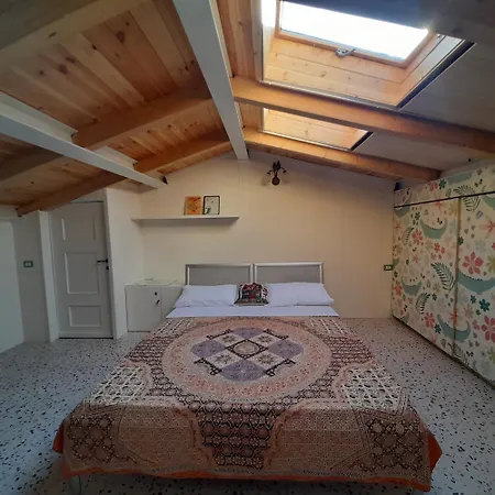 Coccodrillo Fiorito Guest house 3*